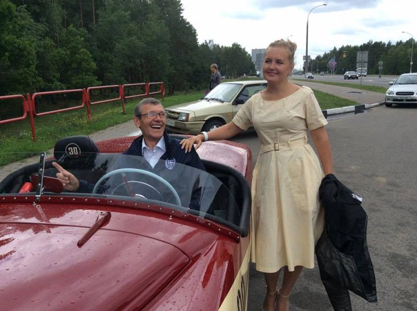 Наталья и Владимир Гольцовы приняли участие в пробеге в честь 60-летия кольцевых автогонок